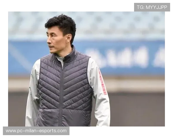 铁血后卫李玮锋的绿茵传奇与中国足球精神风云再起